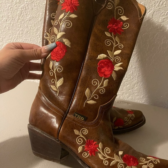 Texas boot ranch - Picture 2 of 3